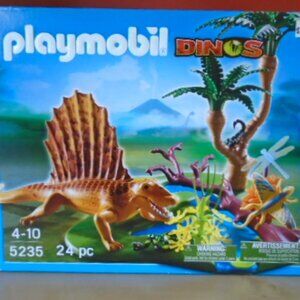 NWT Playmobil 5235 - Retired Set/Collectible